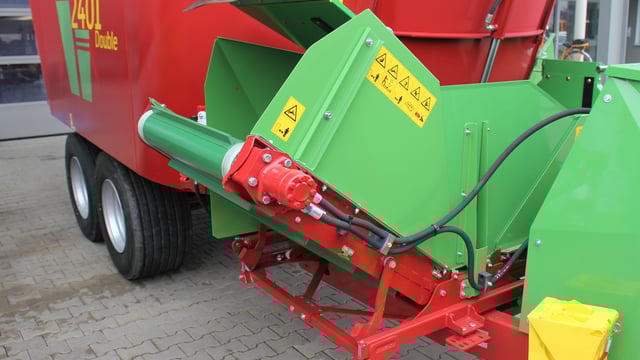 IAM to bring a brace of machines to the 'Ploughing'