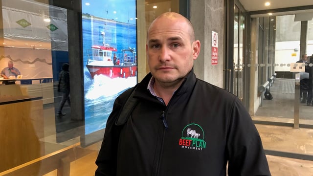 Efforts to lift protests and blockades at meat factories ‘straight away’