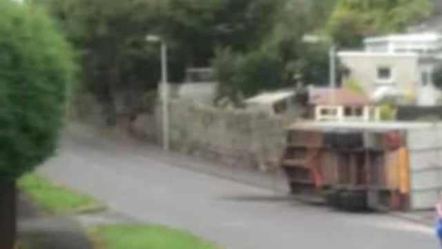 Trailer carrying livestock overturns in Armagh