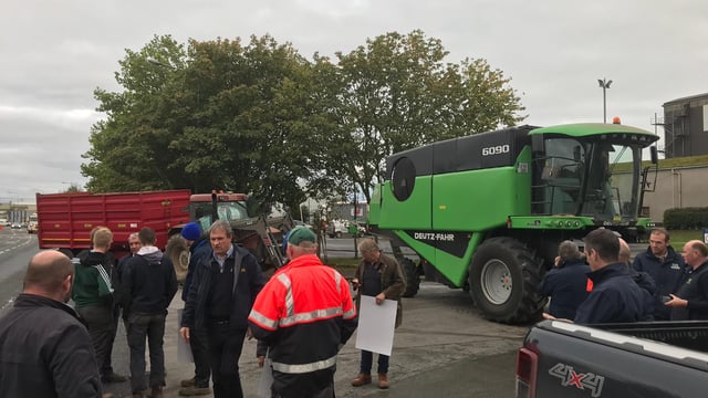 IFA mounts protest at Portlaoise mill over 'unfair grain price'