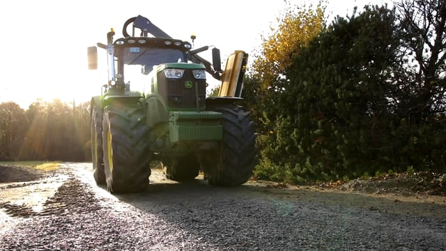 RSA urges landowners to cut overgrown hedges at roadsides