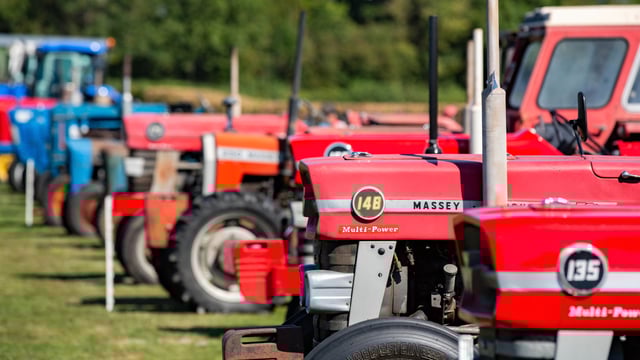 Auction report: Coveted tractor collection goes 'under the hammer'