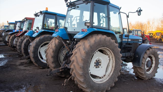 Auction report: A case of the 'blues' at the last big sale of the year?