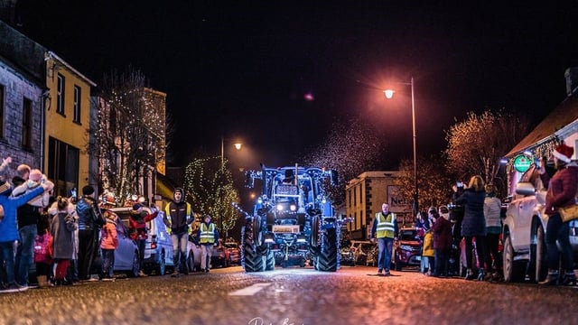 'Christmas tractors' to roll through Nenagh today