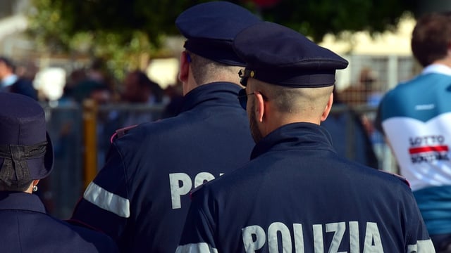 Italian police arrest 94 people in EU agri payment fraud bust
