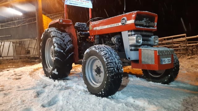 12 tenacious tractors to travel from London...to Mayo