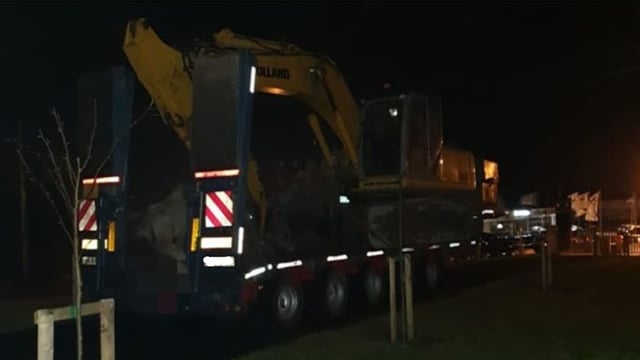 Gardaí lay down law to low loader 'nearly 16t overweight'