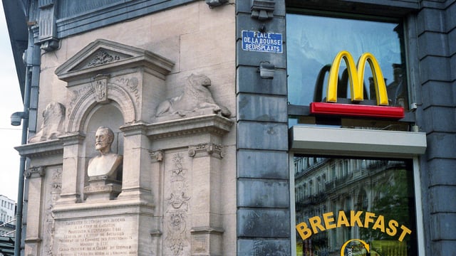 McDonald's to begin opening restaurants for takeaways