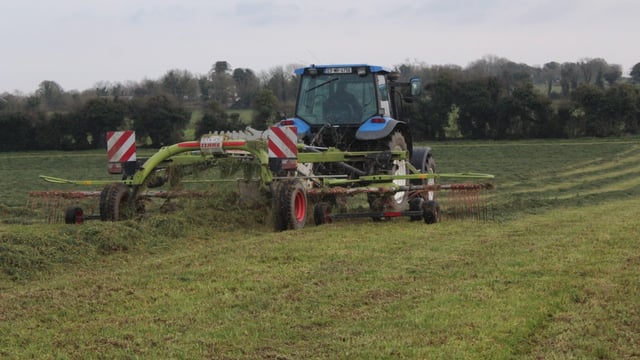 Video: Tackling first-cut silage in Co. Meath