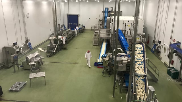 Major report seeks market supports to stem 'devastating' milk price cuts