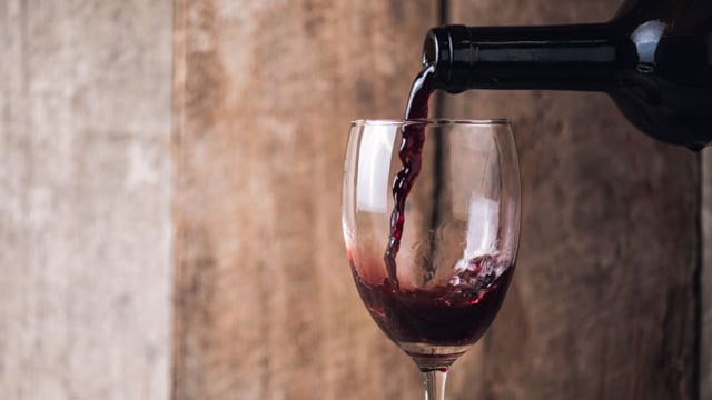 EU announces exceptional support for wine, fruit and veg