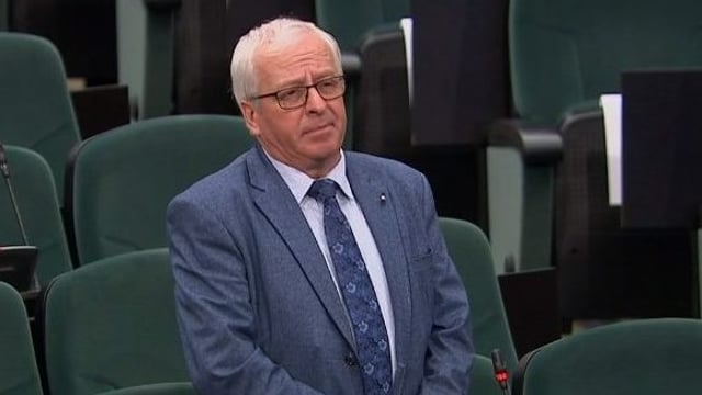 TD calls on new minister to 'cut out half the red tape' in the department
