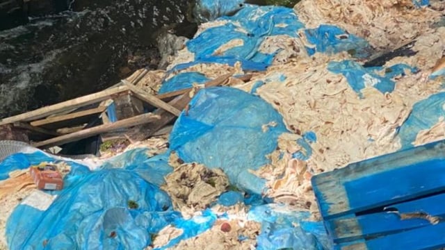 2t of meat waste dumped on Scottish farm