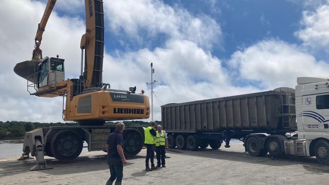 IFA obstructing shipment of grain at Waterford Port