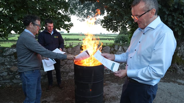 IFA president and animal health chair burn 'persecuting' TB risk letters