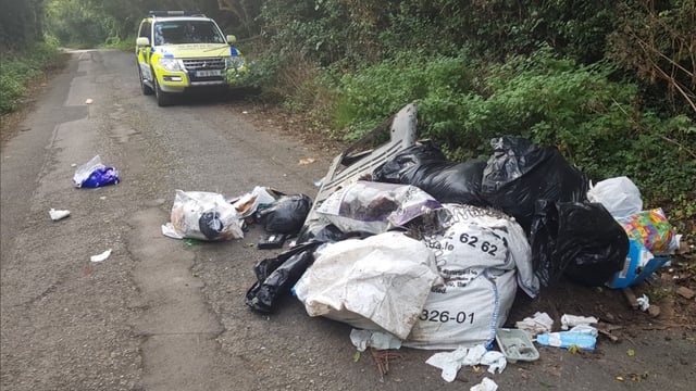 Gardaí discover 'contact details of owner' in rubbish dumped on road