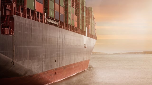 Decrease in tonnage of goods passing through Irish ports