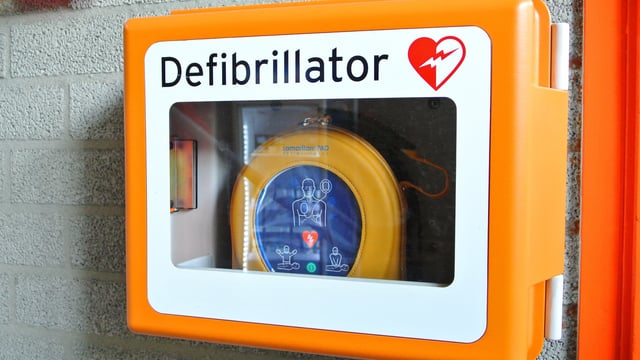 Farming groups urged to avail of online demos on defibrillators
