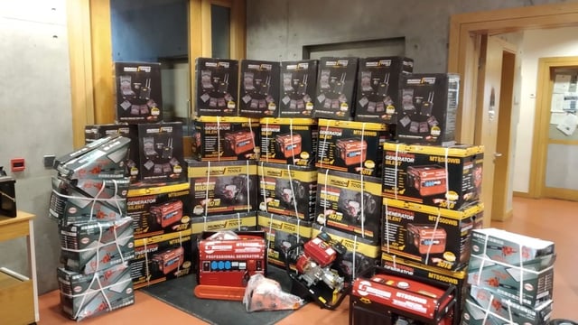 Cold callers who pressurised woman to buy generators and chainsaws jailed