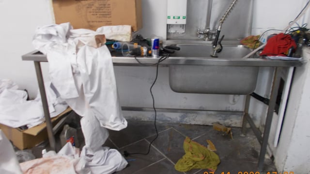 2t of fresh meat found to be cut and packed from car wash workshop