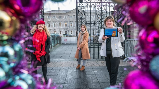 Free professional mental health support available online this Christmas