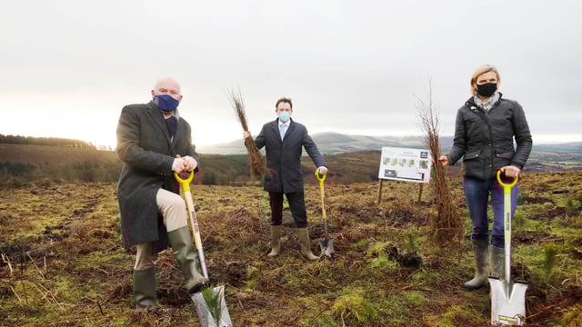 Agriculture minister joins supermarket brand to launch tree-planting pledge