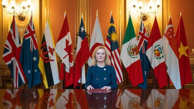 UK applies to join trans-Pacific free trade partnership
