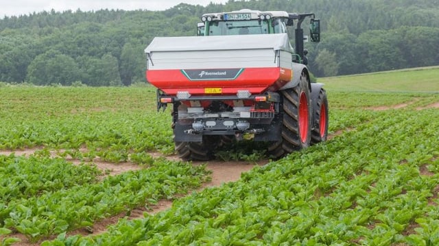 Kverneland reveals new products - featuring spreaders, harrows and cultivators