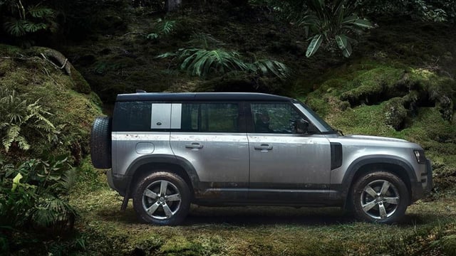 Land Rover Defender named 2021 World Car Design of the Year