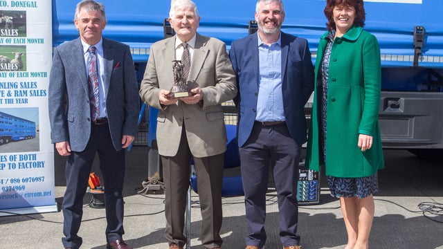 Lifelong contributor to cooperative movement honoured with award