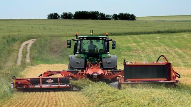 Latest Kuhn mower loses weight with new compact design