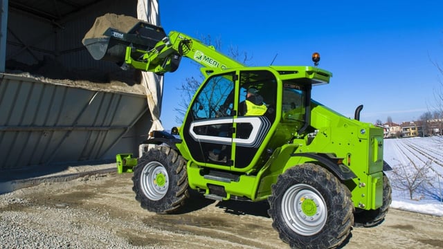 Merlo telehandler stable produces a cross-breed