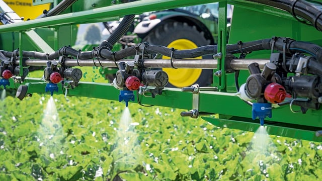 Is John Deere in gear for a spraying revolution?