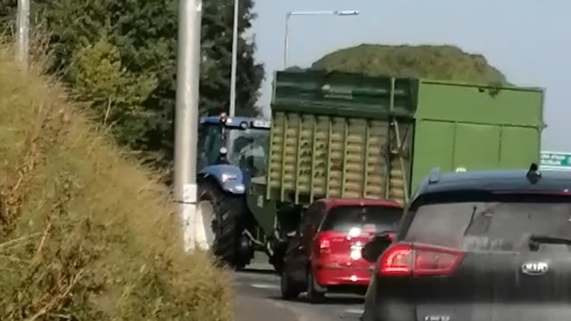 '50-car tailback' behind tractor sparks raging road debate
