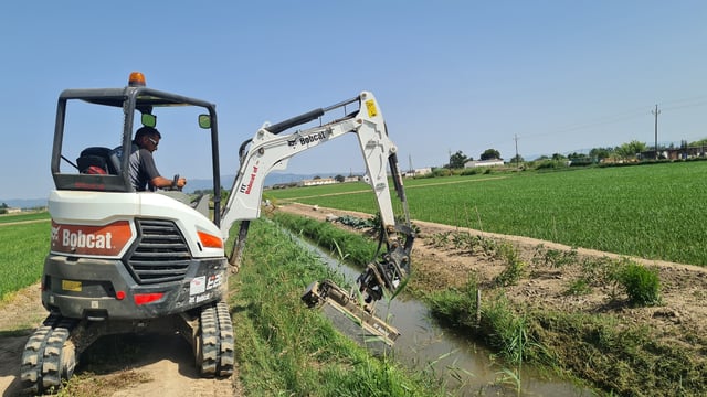 Bobcat mini-excavator proves its worth on drainage projects