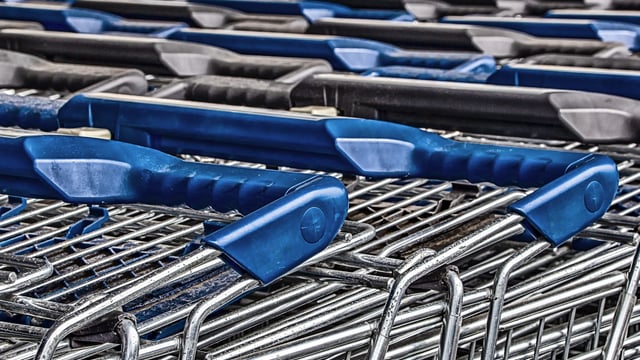 Irish shoppers 'threw away €365 each in food' during lockdowns