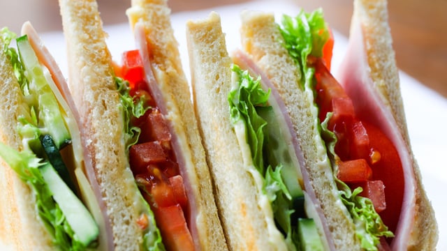 Cooked meat sales grow 15% due to 'stocking up on lunchbox favourites'
