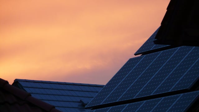 83 community and home energy projects receive grant funding of €57m