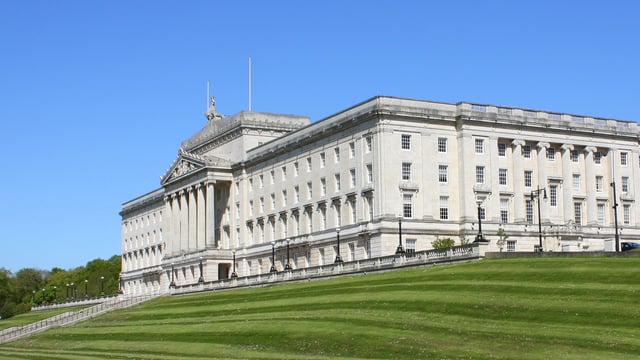 How will agriculture in NI be impacted by a Stormont collapse?