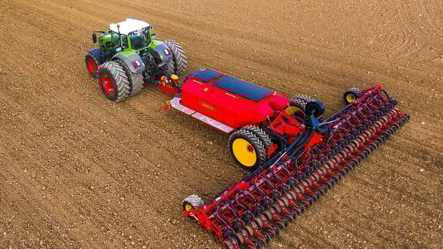 Four big drills from Vaderstad