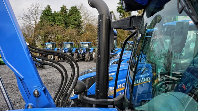 New Holland, mowers and McHale feature at open day in Kildare