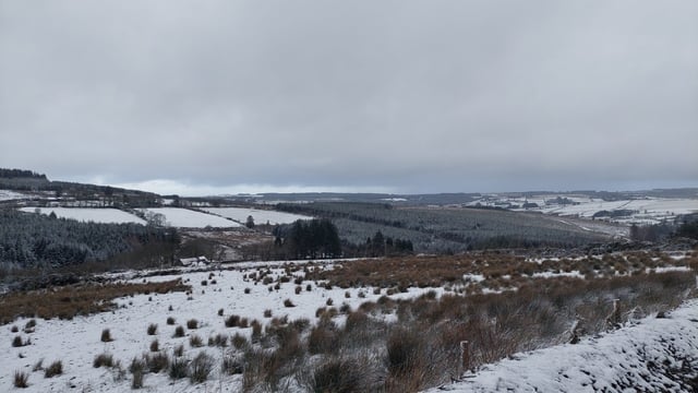 Met Éireann issues snow and ice warnings for some counties