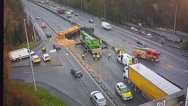 Major delays as truck carrying straw overturns on N4