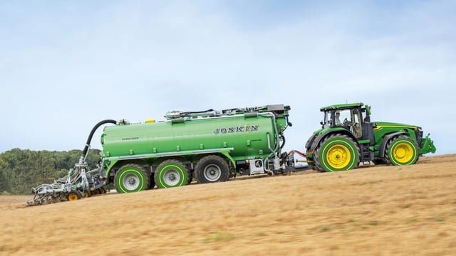 John Deere first out of the gate with electric PTO