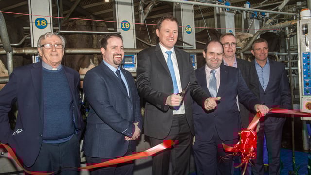 Minister formally opens Pallaskenry rotary parlour