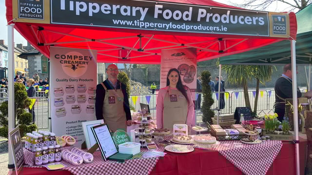 Royals sample Irish food during trip to Cahir Farmers' Market