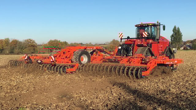High work rate from Kuhn's 12m cultivator