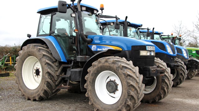 Auction of clean machinery at Mullinahone