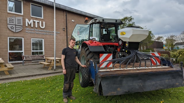 Giving a new role to an old Hunter strip-seeder machine
