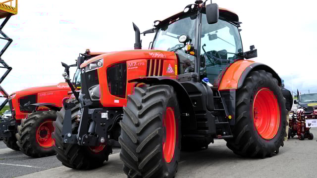 A day at the race track with FJS and Kubota